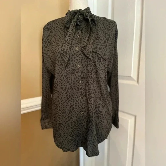 Zara animal leopard print khaki button down shirt size XS - Picture 10 of 12